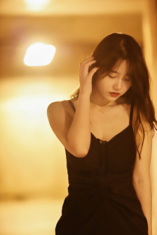 CEKC妇女毛多啊BN